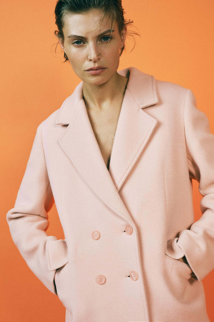 Stylish Wool Blend Overcoat for Women - Warm and Elegant Outerwear