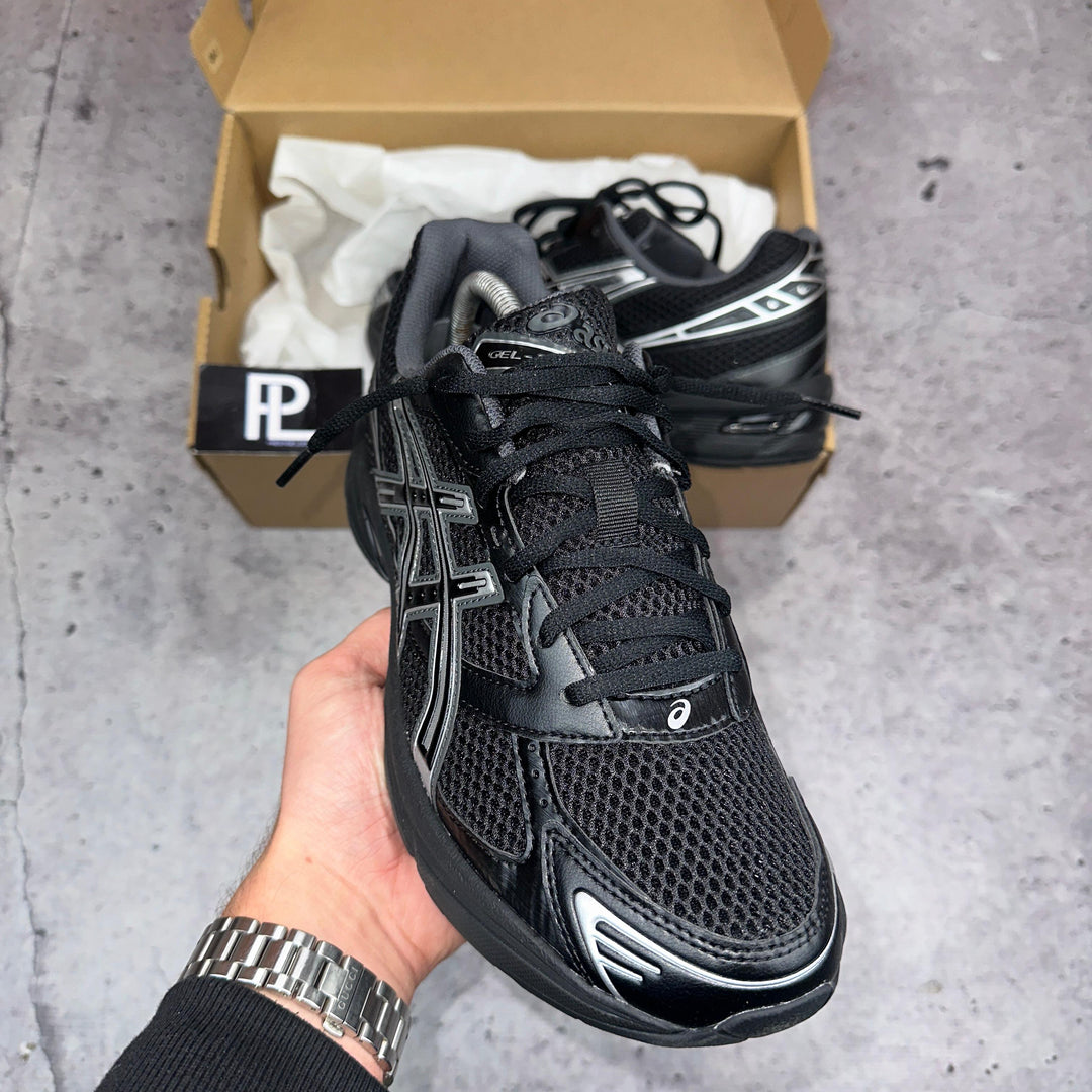 ASICS Black Gel-1130 Pure Silver Trainers