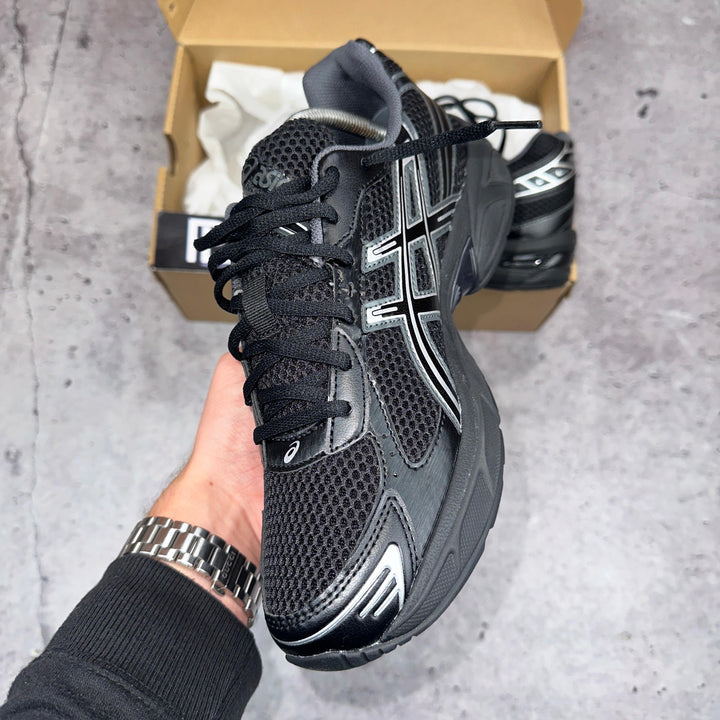 ASICS Black Gel-1130 Pure Silver Trainers