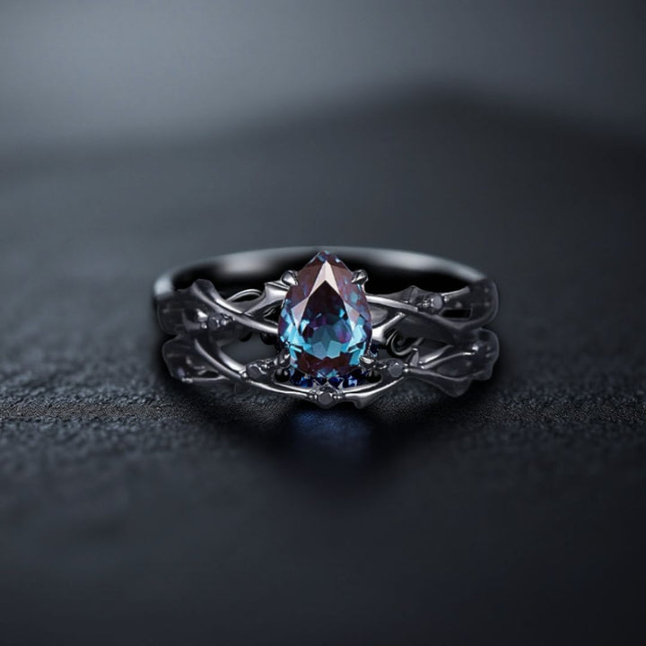 Yggdrasil-Inspired Nature-Themed Ring - Unique Symbolic Jewelry