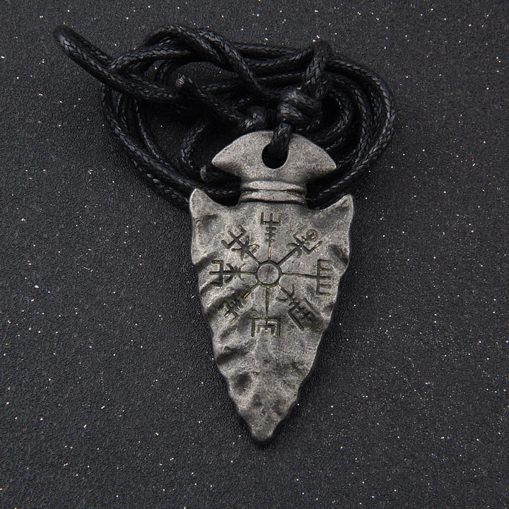 Viking-Inspired Vegvisir Symbol Necklace with Odin's Spear Design