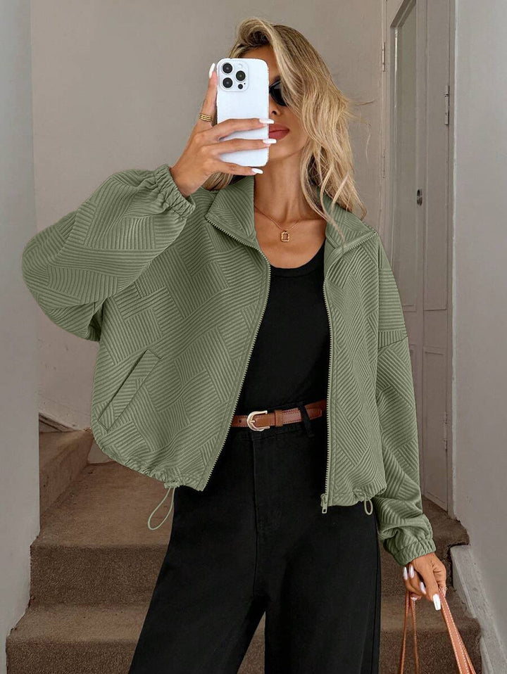 Women’s Loose Baseball Jacket – High Collar Zip-Up with Drawstring Hem