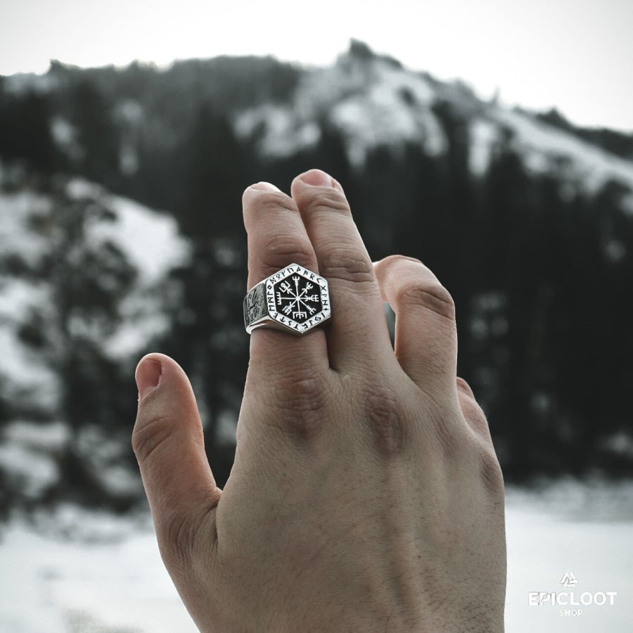 Vegvisir Resilience Compass Ring - Symbol of Strength and Guidance